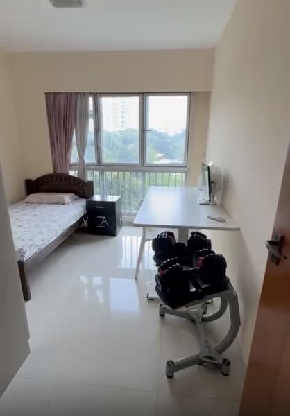 425 Clementi Avenue 1, 425 Clementi Avenue 1, 2 Bedrooms, 1,216 sqft, HDB Flat For Rent, by Ivan Chee 徐梓翔, 500193929 - Common Bedroom - PropertyGuru.com.sg