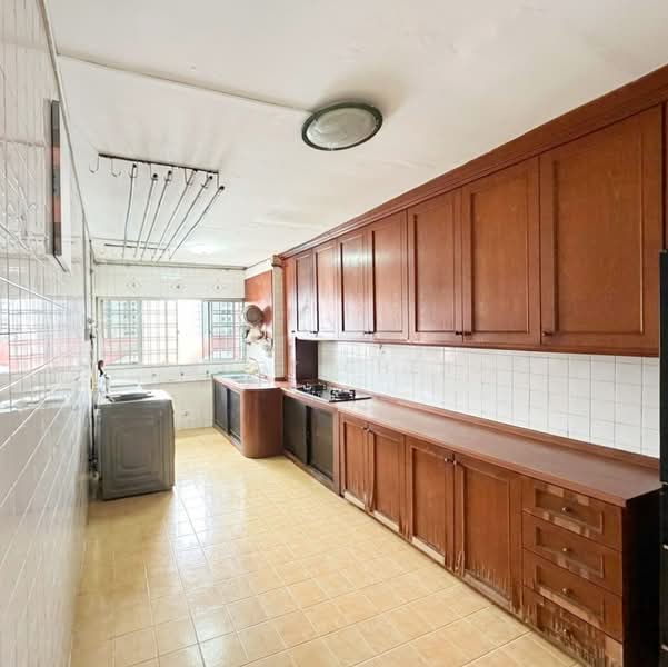 304 Jurong East Street 32, 304 Jurong East Street 32, Boon Lay / Jurong / Tuas, 3 Bedrooms, 1,011 sqft, HDB Flat For Sale, by Peggy Cheng, 500193932 - Kitchen - PropertyGuru.com.sg