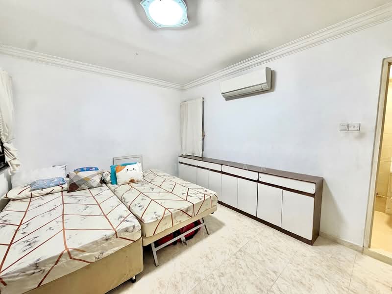 183A Rivervale Crescent, 183A Rivervale Crescent, 3 Bedrooms, 1,184 sqft, HDB Flat For Sale, by Hidayat Shariff, 500193934 - Bedroom - PropertyGuru.com.sg