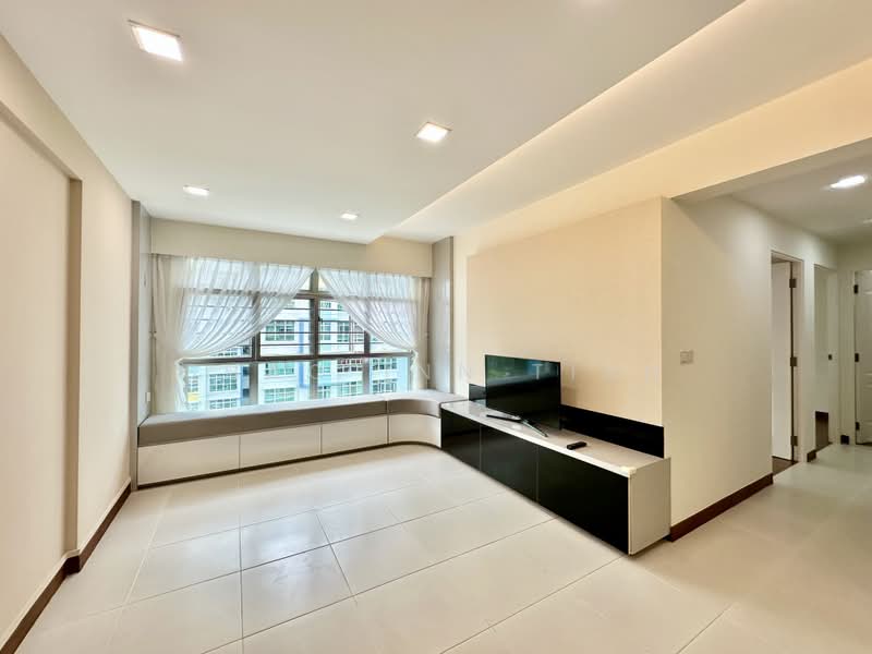 886C Woodlands Drive 50, 886C Woodlands Drive 50, 2 Bedrooms, 721 sqft, HDB Flat For Rent, by Shao Inn Tian, 500193939 - Living Room - PropertyGuru.com.sg