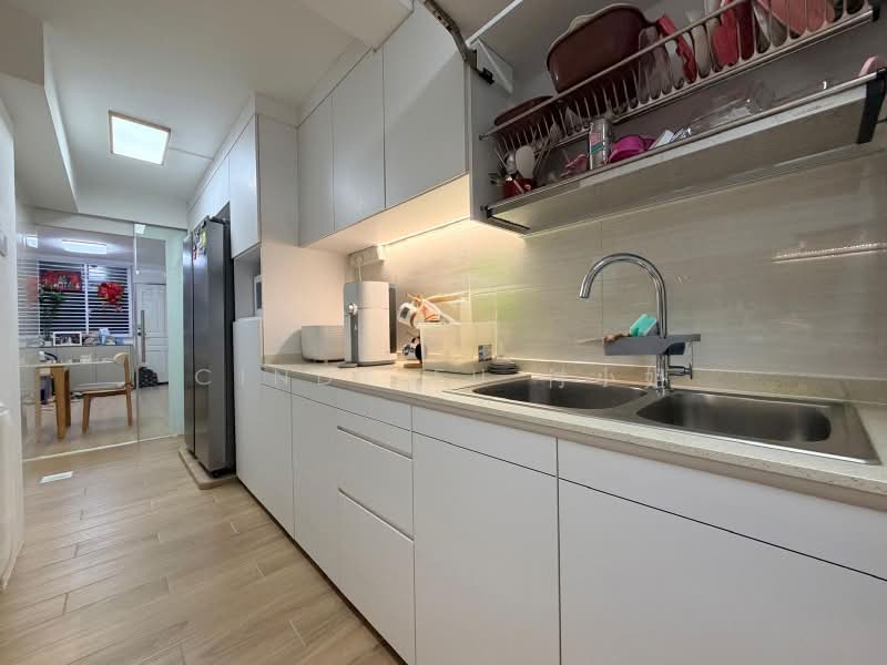 66 Circuit Road, 66 Circuit Road, 2 Bedrooms, 603 sqft, HDB Flat For Sale, by Cindy Fu 付小姐, 500193947 - Kitchen - PropertyGuru.com.sg