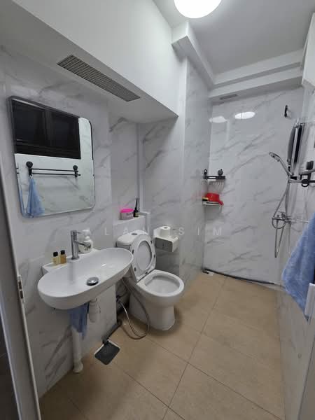 986A Jurong West Street 93, 986A Jurong West Street 93, Room Rental, 100 sqft, HDB Flat For Rent, by Alan Sim, 500193950 - Bathroom - PropertyGuru.com.sg