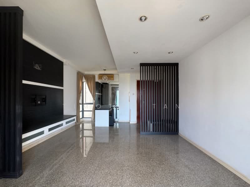 Aquarius By The Park, 15 Bedok Reservoir View, 2 Bedrooms, 893 sqft, Condominium For Rent, by Timothy Tan, 500193954 - Living Room - PropertyGuru.com.sg