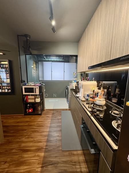 228A Punggol Field, 228A Punggol Field, 3 Bedrooms, 1,001 sqft, HDB Flat For Sale, by Leon Chea, 500193956 - Kitchen - PropertyGuru.com.sg