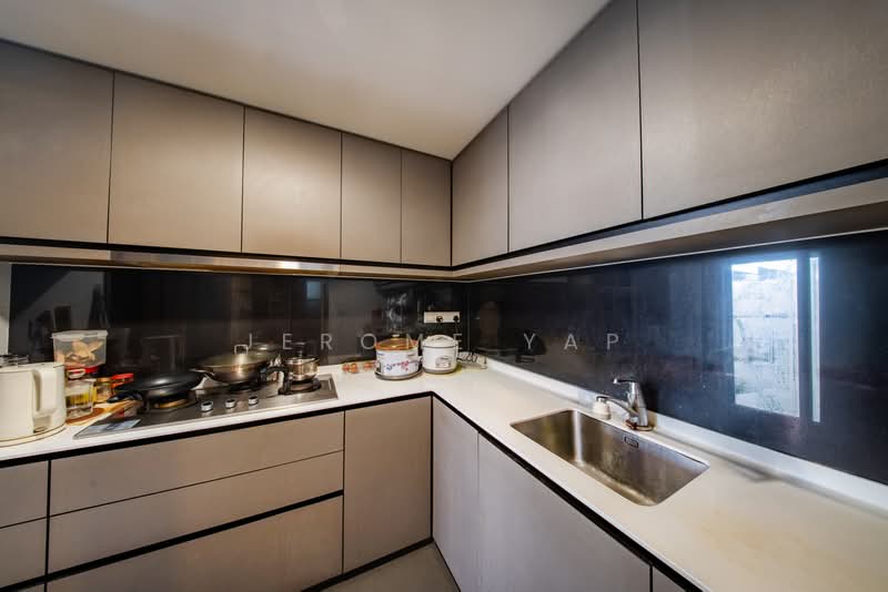 Waterbay, 47B Edgefield Plains, 4 Bedrooms, 2,304 sqft, Executive Condominium For Sale, by Jerome Yap, 500193958 - Kitchen - PropertyGuru.com.sg
