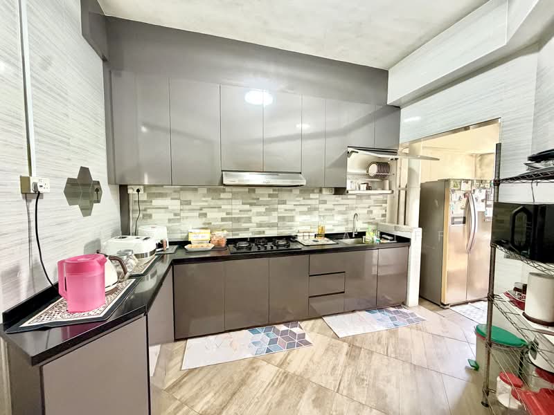 680 Choa Chu Kang Crescent, 680 Choa Chu Kang Crescent, 4 Bedrooms, 1,550 sqft, HDB Flat For Sale, by Hidayat Shariff, 500193965 - Kitchen - PropertyGuru.com.sg