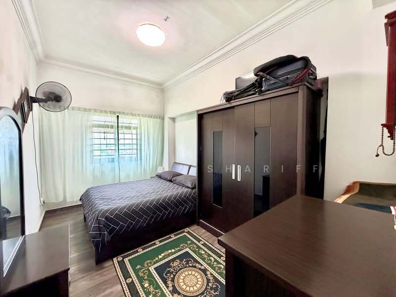 680 Choa Chu Kang Crescent, 680 Choa Chu Kang Crescent, 4 Bedrooms, 1,550 sqft, HDB Flat For Sale, by Hidayat Shariff, 500193965 - Bedroom - PropertyGuru.com.sg