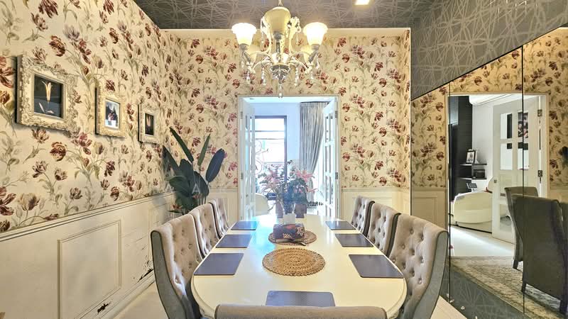 Casuarina Road, , 5 Bedrooms, 3,046 sqft, Terraced House For Sale, by Aaron Koh, 500193970 - Dining Room - PropertyGuru.com.sg
