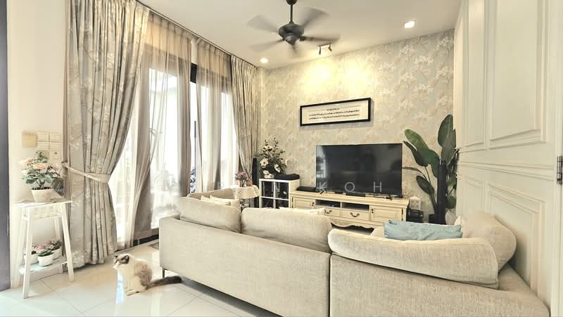 Casuarina Road, , 5 Bedrooms, 3,046 sqft, Terraced House For Sale, by Aaron Koh, 500193970 - Living Room - PropertyGuru.com.sg
