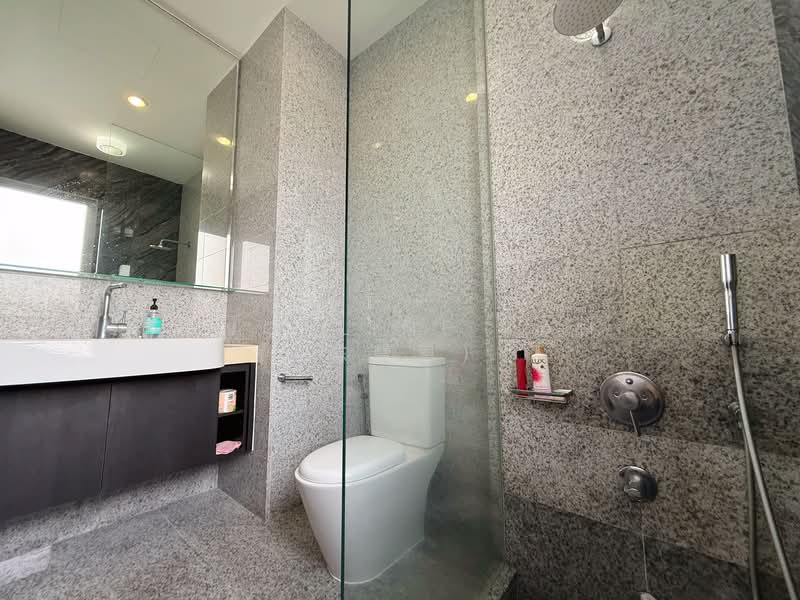 Hillsta, 68 Phoenix Road, 1 Bedroom, 538 sqft, Condominium For Sale, by Angeline Tan (陈慧恩), 500193974 - Bathroom - PropertyGuru.com.sg