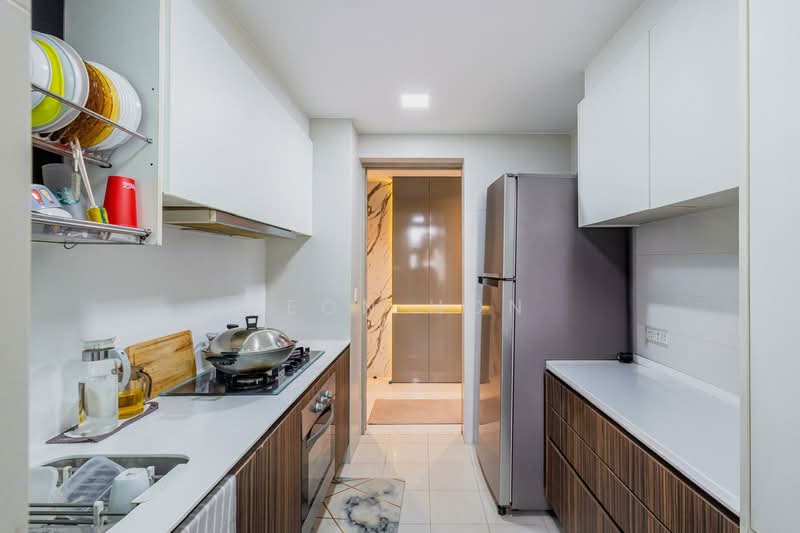 Vacanza @ East, 36 Lengkong Tujoh, 3 Bedrooms, 1,023 sqft, Condominium For Rent, by Leon Hon, 500193979 - Kitchen - PropertyGuru.com.sg