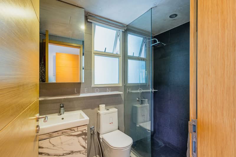 Vacanza @ East, 36 Lengkong Tujoh, 3 Bedrooms, 1,023 sqft, Condominium For Rent, by Leon Hon, 500193979 - Bathroom - PropertyGuru.com.sg