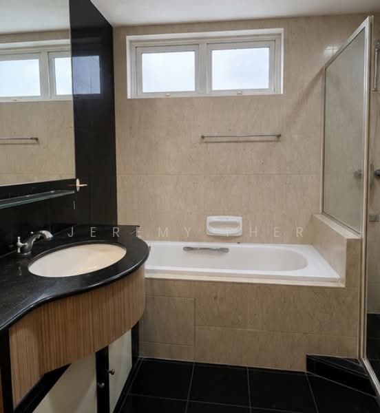 Costa Del Sol, 76 Bayshore Road, 4 Bedrooms, 1,561 sqft, Condominium For Rent, by Jeremy Pher, 500193984 - Bathroom - PropertyGuru.com.sg