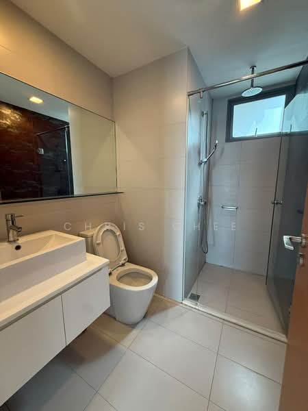 Centro Residences, 59 Ang Mo Kio Avenue 8, 3 Bedrooms, 926 sqft, Condominium For Rent, by Chris Chee, 500193989 - Bathroom - PropertyGuru.com.sg