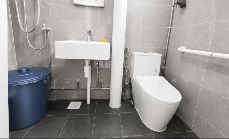 533 Serangoon North Avenue 4, 533 Serangoon North Avenue 4, Room Rental, 150 sqft, HDB Flat For Rent, by Deborah Tan 陈素玲, 500193991 - Bathroom - PropertyGuru.com.sg