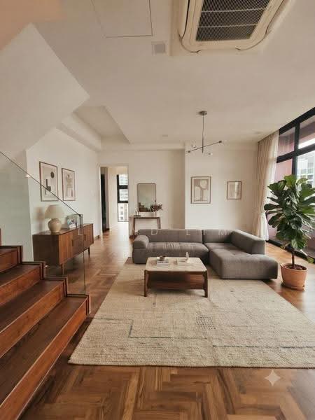 Leonie Gardens, 23 Leonie Hill, Orchard / River Valley, 4 Bedrooms, 3,100 sqft, Condominium For Sale, by Lloyd Lim, 500193992 - Living Room - PropertyGuru.com.sg