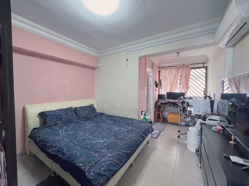 423 Hougang Avenue 6, 423 Hougang Avenue 6, 3 Bedrooms, 1,130 sqft, HDB Flat For Sale, by Nathaniel Oh, 500194009 - Bedroom - PropertyGuru.com.sg