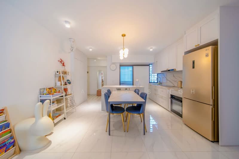 515B Tampines Central 7, 515B Tampines Central 7, 3 Bedrooms, 1,163 sqft, HDB Flat For Sale, by Leona Chansingh, 500194015 - Kitchen - PropertyGuru.com.sg