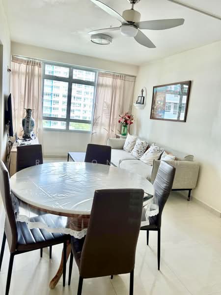 38C Bendemeer Road, 38C Bendemeer Road, Room Rental, 120 sqft, HDB Flat For Rent, by Raymond Koh, 500194035 - Living Room - PropertyGuru.com.sg