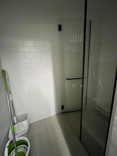 Siglap Corner Ground Floor Shophouse, Siglap, East Coast Road, Katong, Burnfoot Terrace, 1,668 sqft, Shop / Shophouse For Rent, by Jane Toh, 500194045 - Bathroom - CommercialGuru.com.sg