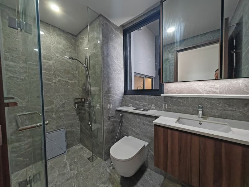 Lentor Modern, Lentor Central, Mandai / Upper Thomson, 3 Bedrooms, 980 sqft, Condominium For Sale, by Jean Seah, 500194047 - Bathroom - PropertyGuru.com.sg