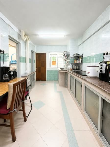 118 Ang Mo Kio Avenue 4, 118 Ang Mo Kio Avenue 4, 5 Bedrooms, 1,593 sqft, HDB Flat For Sale, by Nicholas Ho, 500194055 - Kitchen - PropertyGuru.com.sg