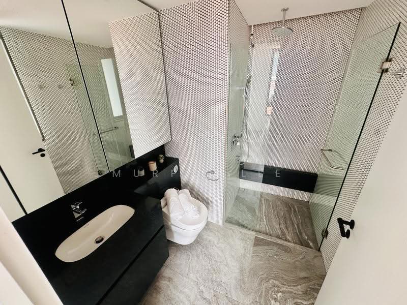 10 Evelyn, 10 Evelyn Road, 3 Bedrooms, 1,410 sqft, Apartment For Sale, by Murphy Lee, 500194061 - Bathroom - PropertyGuru.com.sg