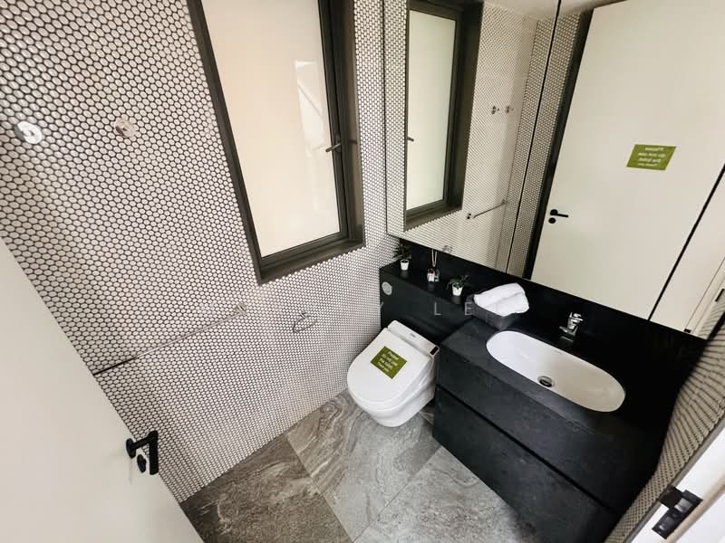10 Evelyn, 10 Evelyn Road, 3 Bedrooms, 1,410 sqft, Apartment For Sale, by Murphy Lee, 500194061 - Bathroom - PropertyGuru.com.sg