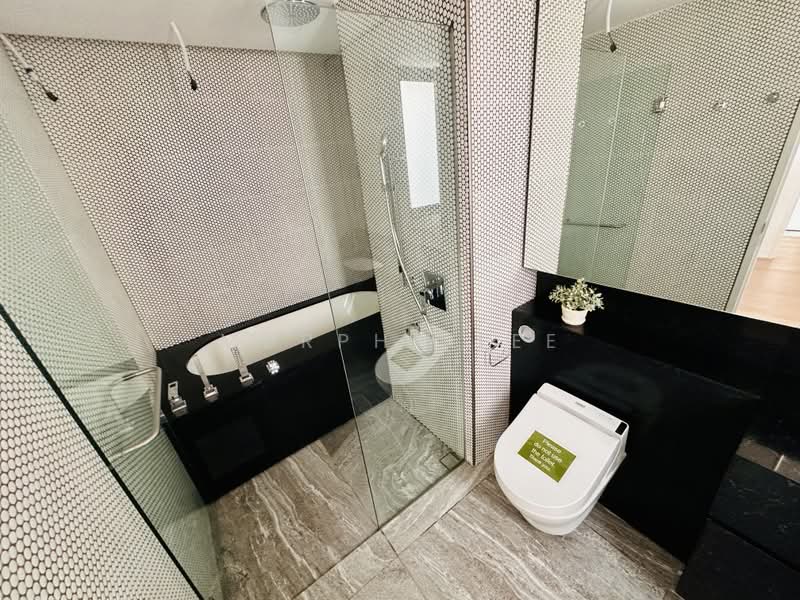 10 Evelyn, 10 Evelyn Road, 3 Bedrooms, 1,410 sqft, Apartment For Sale, by Murphy Lee, 500194061 - Bathroom - PropertyGuru.com.sg