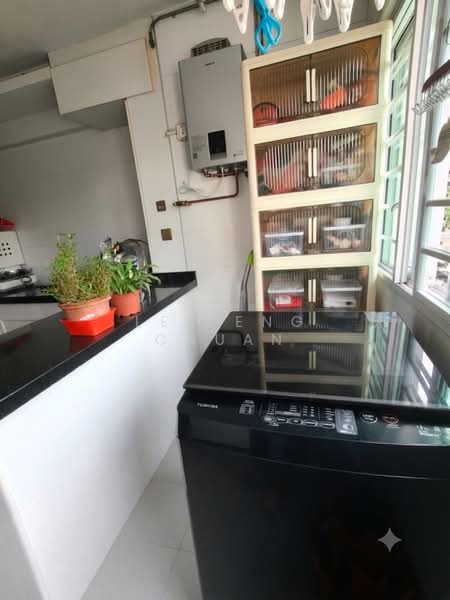 731 Clementi West Street 2, 731 Clementi West Street 2, 3 Bedrooms, 1,001 sqft, HDB Flat For Sale, by Lee Eng Chuan, 500194064 - Kitchen - PropertyGuru.com.sg
