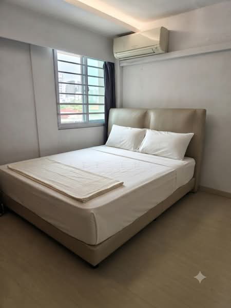 731 Clementi West Street 2, 731 Clementi West Street 2, 3 Bedrooms, 1,001 sqft, HDB Flat For Sale, by Lee Eng Chuan, 500194064 - Bedroom - PropertyGuru.com.sg