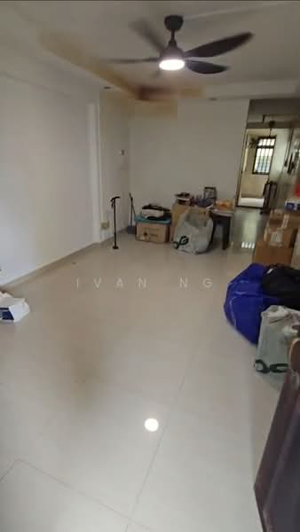 90 Commonwealth Drive, 90 Commonwealth Drive, 2 Bedrooms, 646 sqft, HDB Flat For Sale, by Ivan Ng, 500194065 - Living Room - PropertyGuru.com.sg