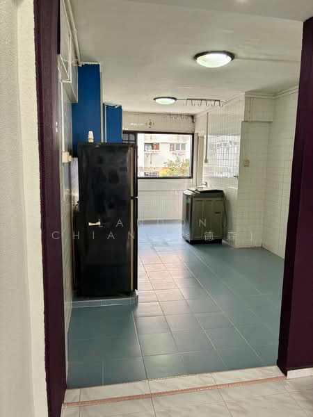 462 Tampines Street 44, 462 Tampines Street 44, 2 Bedrooms, 689 sqft, HDB Flat For Sale, by Landon Chian (钱德森), 500194067 - kitchen - PropertyGuru.com.sg