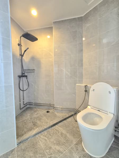 Far Horizon Gardens, 11 Ang Mo Kio Avenue 9, 3 Bedrooms, 1,948 sqft, Condominium For Rent, by Nicole Zee, 500194072 - Bathroom - PropertyGuru.com.sg