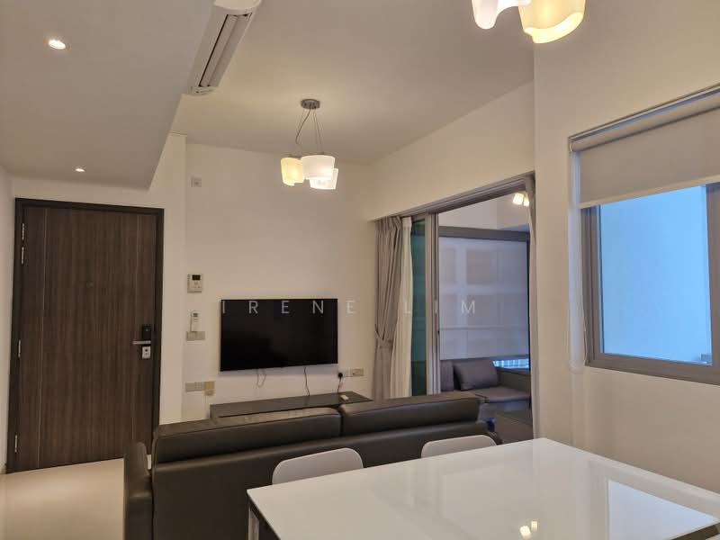 Nathan Residences, 23 Nathan Road, 2 Bedrooms, 775 sqft, Condominium For Rent, by Irene Lim, 500194073 - Living Room - PropertyGuru.com.sg