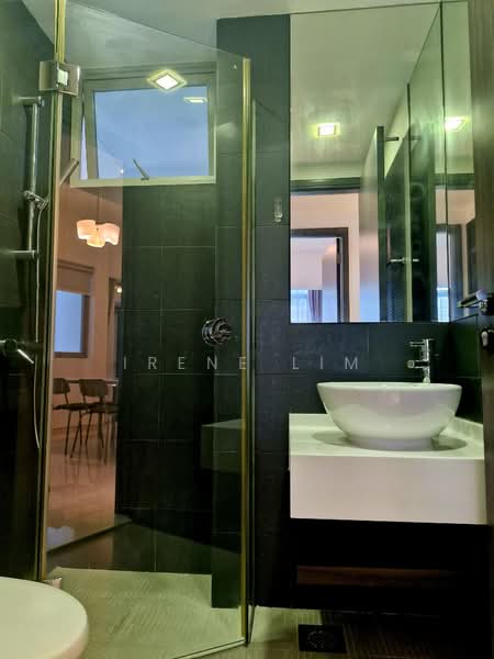 Nathan Residences, 23 Nathan Road, 2 Bedrooms, 775 sqft, Condominium For Rent, by Irene Lim, 500194073 - Bathroom - PropertyGuru.com.sg