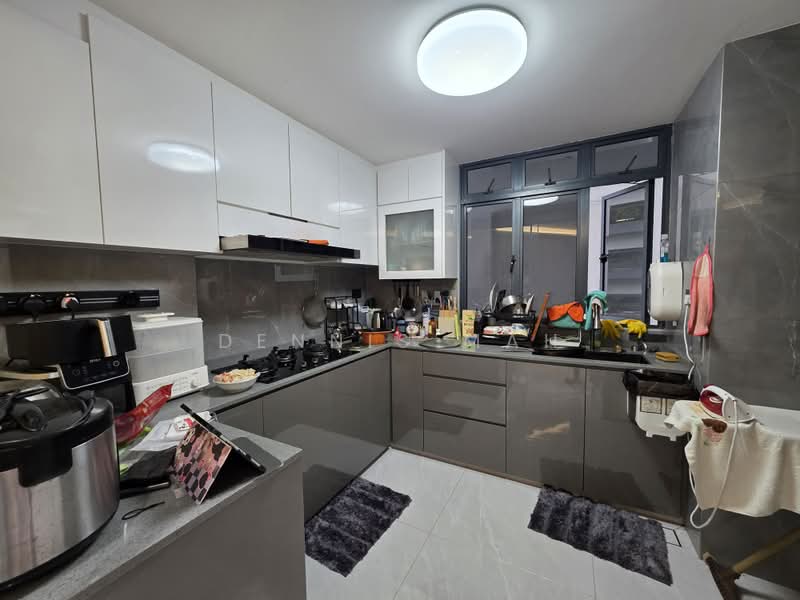 Regentville, 2 Hougang Street 92, 3 Bedrooms, 1,152 sqft, Condominium For Sale, by Dennis Mah, 500194076 - Kitchen - PropertyGuru.com.sg