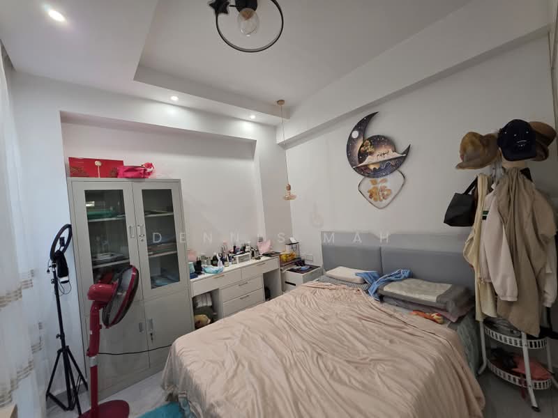 Regentville, 2 Hougang Street 92, 3 Bedrooms, 1,152 sqft, Condominium For Sale, by Dennis Mah, 500194076 - Bedroom - PropertyGuru.com.sg