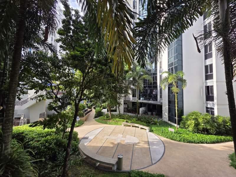 Regentville, 2 Hougang Street 92, 3 Bedrooms, 1,152 sqft, Condominium For Sale, by Dennis Mah, 500194076 - Exterior - PropertyGuru.com.sg
