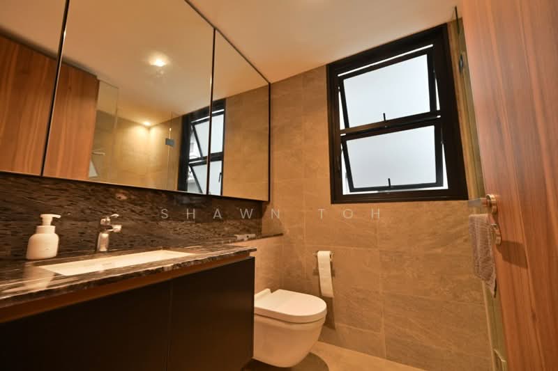Daintree Residence, 11M Toh Tuck Road, 2 Bedrooms, 743 sqft, Condominium For Sale, by Shawn Toh, 500194078 - Common Bathroom - PropertyGuru.com.sg