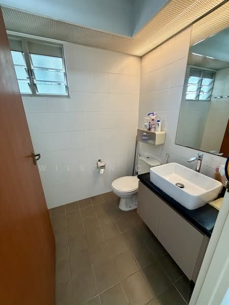 126C Kim Tian Road, 126C Kim Tian Road, 3 Bedrooms, 936 sqft, HDB Flat For Sale, by Wilson Chen, 500194080 - Bathroom - PropertyGuru.com.sg