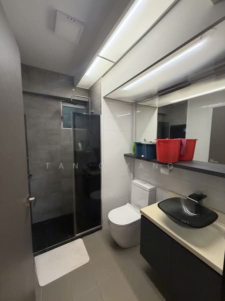 312C Sumang Link, 312C Sumang Link, 3 Bedrooms, 990 sqft, HDB Flat For Rent, by Tan Qiyang, 500194081 - Bathroom - PropertyGuru.com.sg
