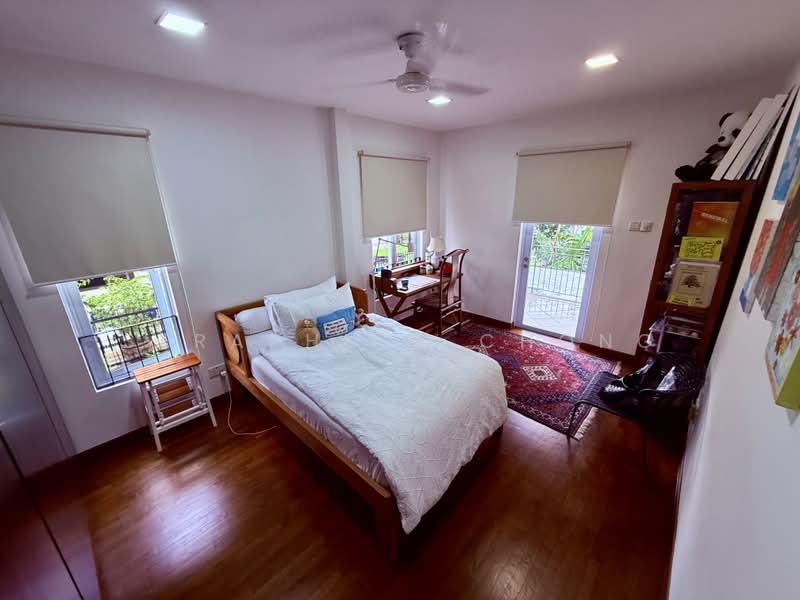 ⭐️WELL-RENO SEMI-D FOR SALE❤️NEAR GREENERY☎️9.8.2.8.0.0.6.4, Jalan Gumilang/Jalan Remaja/Elizabeth Dr/Jalan Intan/Hillview Cres/Jalan Asas/Cashew/Green Pavilion, 5 Bedrooms, 3,500 sqft, Semi-Detached House For Sale, by Seraphina Chong, 500194087 - Bedroom - PropertyGuru.com.sg