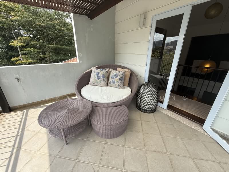 ⭐️WELL-RENO SEMI-D FOR SALE❤️NEAR GREENERY☎️9.8.2.8.0.0.6.4, Jalan Gumilang/Jalan Remaja/Elizabeth Dr/Jalan Intan/Hillview Cres/Jalan Asas/Cashew/Green Pavilion, 5 Bedrooms, 3,500 sqft, Semi-Detached House For Sale, by Seraphina Chong, 500194087 - Balcony - PropertyGuru.com.sg