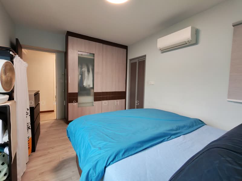 394 Bukit Batok West Avenue 5, 394 Bukit Batok West Avenue 5, 4 Bedrooms, 1,270 sqft, HDB Flat For Sale, by Doris Loh Soh Lan, 500194088 - Master Room - PropertyGuru.com.sg