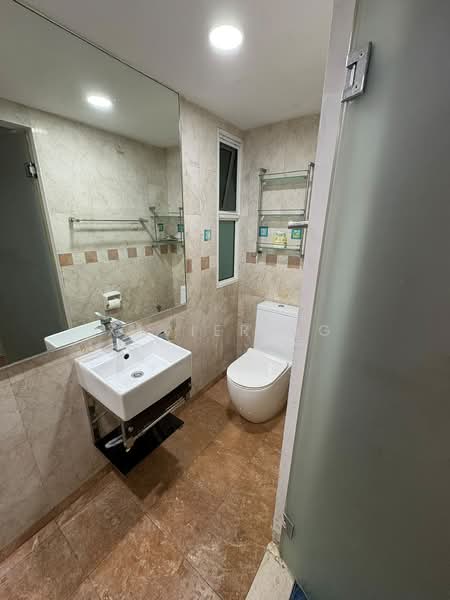 Evergreen Park, 35 Hougang Avenue 7, 3 Bedrooms, 1,040 sqft, Condominium For Sale, by Xavier Ng, 500194090 - Bathroom - PropertyGuru.com.sg