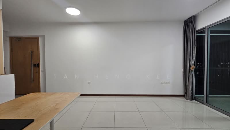 A Treasure Trove, 50 Punggol Walk, 3 Bedrooms, 915 sqft, Condominium For Rent, by Tan Heng Kee, 500194091 - Living Room - PropertyGuru.com.sg