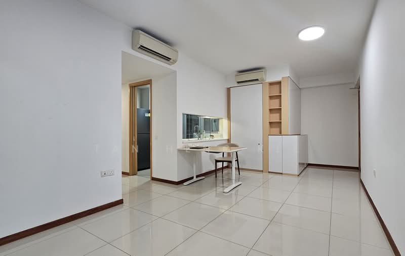 A Treasure Trove, 50 Punggol Walk, 3 Bedrooms, 915 sqft, Condominium For Rent, by Tan Heng Kee, 500194091 - Living Room - PropertyGuru.com.sg