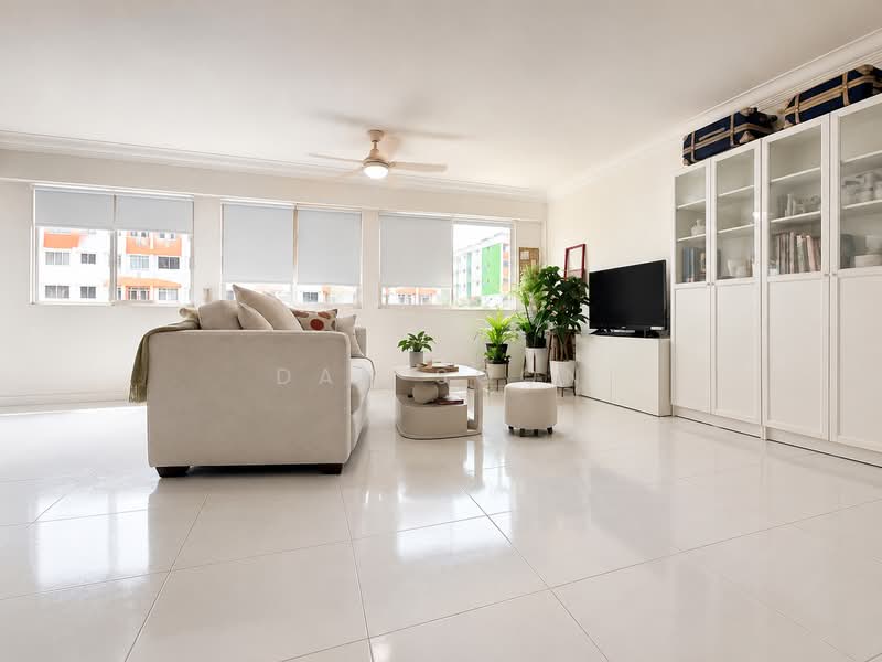 610 Yishun Street 61, 610 Yishun Street 61, 3 Bedrooms, 1,119 sqft, HDB Flat For Sale, by Dan Soon, 500194092 - Living Room - PropertyGuru.com.sg