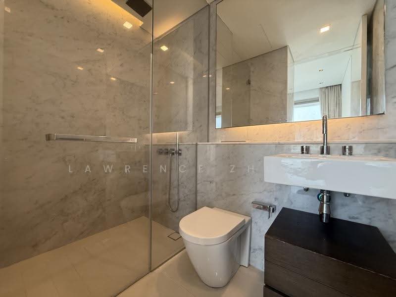 Scotts Square, 8 Scotts Road, Orchard / River Valley, 1 Bedroom, 635 sqft, Condominium For Sale, by Lawrence Zhong, 500194103 - Bathroom - PropertyGuru.com.sg